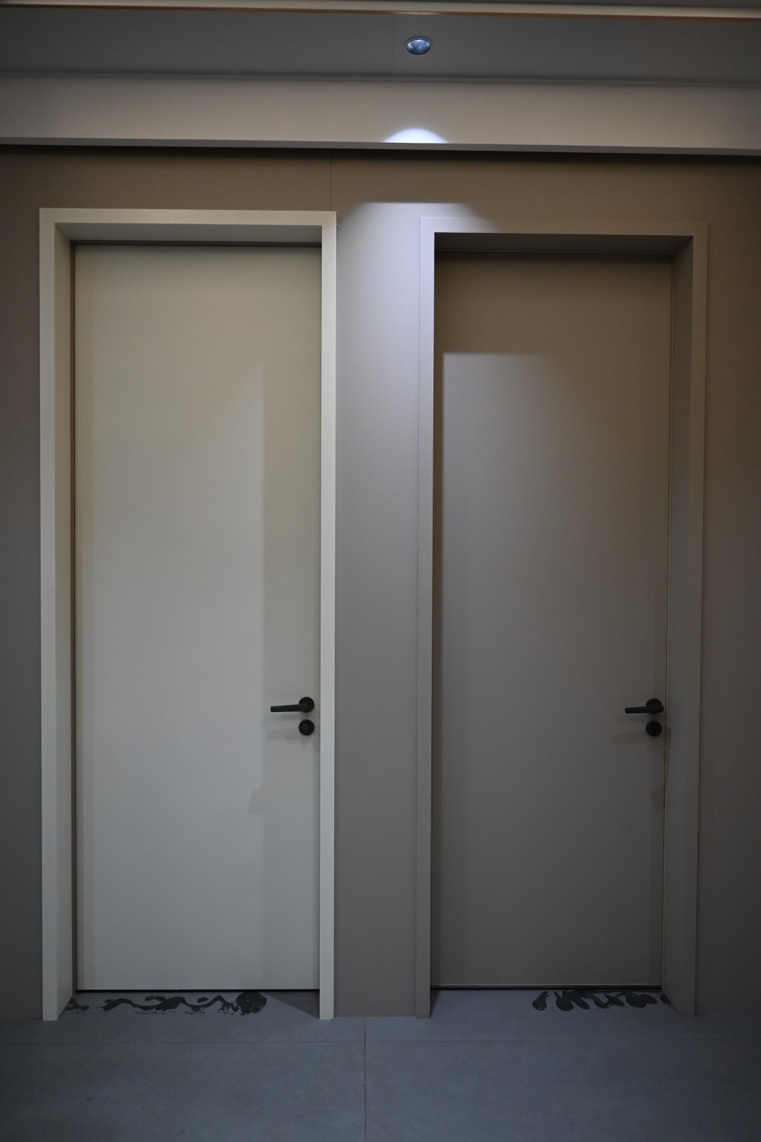 Core Materials and Structure of All-Aluminum Door
