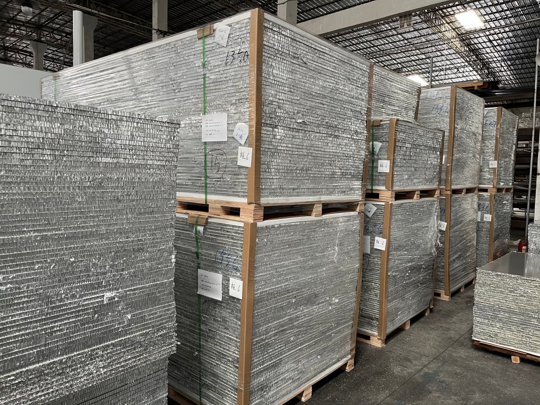 18mm Aluminum Honeycomb Panel Advantages